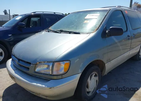 2000 Toyota Sienna Xle из США, поврежденный, VIN 4T3ZF13C3YU248333